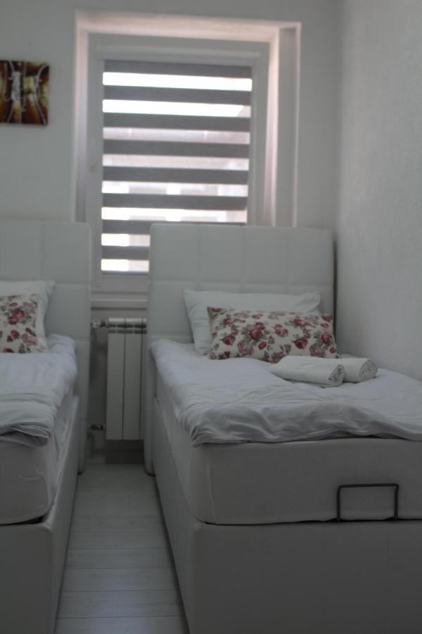 Red Apartman *